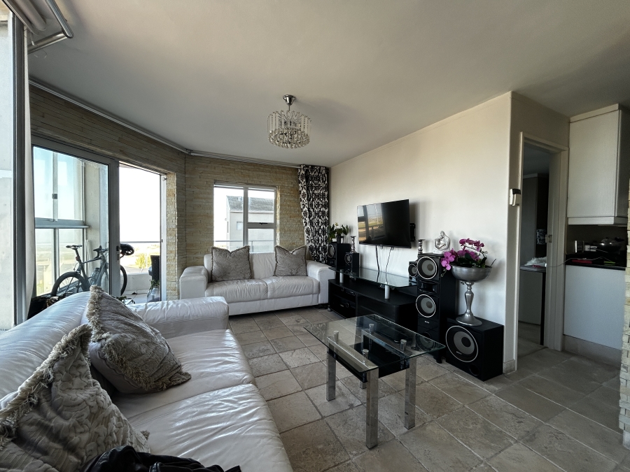 2 Bedroom Property for Sale in Beachfront Western Cape